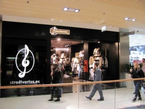 Allee-Center-Stradivarius