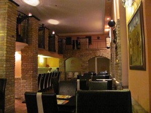 Cream Cafe & Restaurant