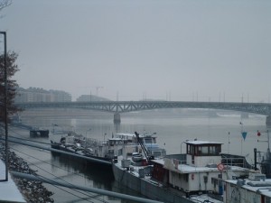 Petöfi Bridge