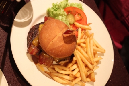 Hamburger in Hard Rock Cafe
