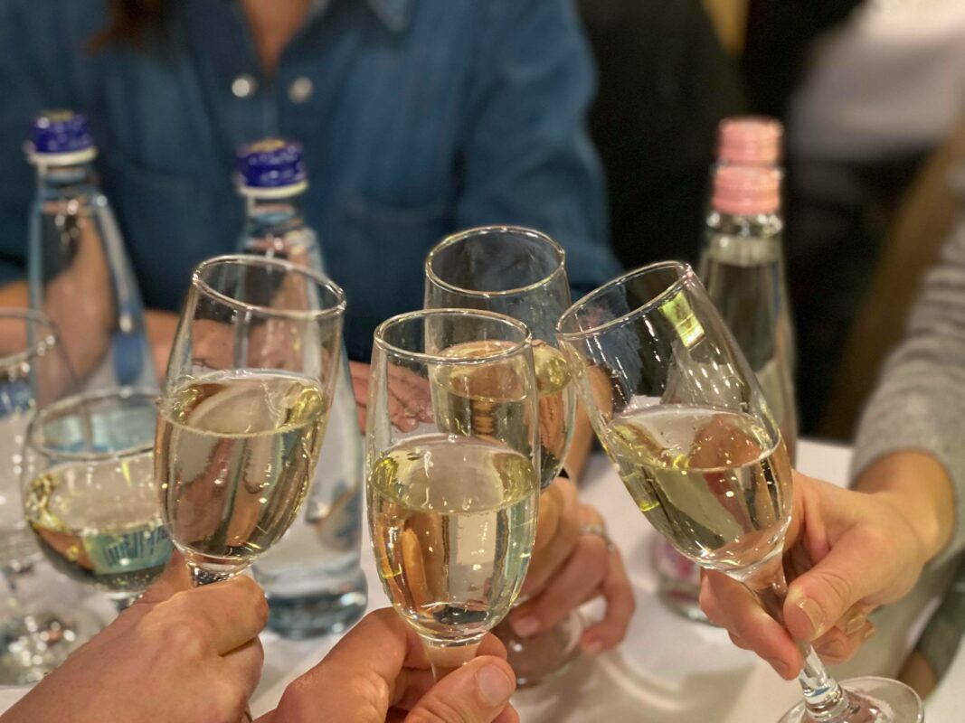 Danube Cruise with Hungarian Dinner and Live Music - Is it worth the money?