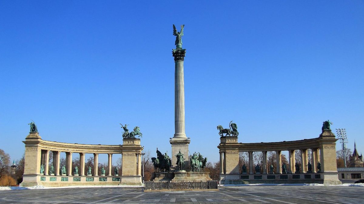 Will Hungary Finally Adopt the Euro? What It Could Mean for Visitors to Budapest