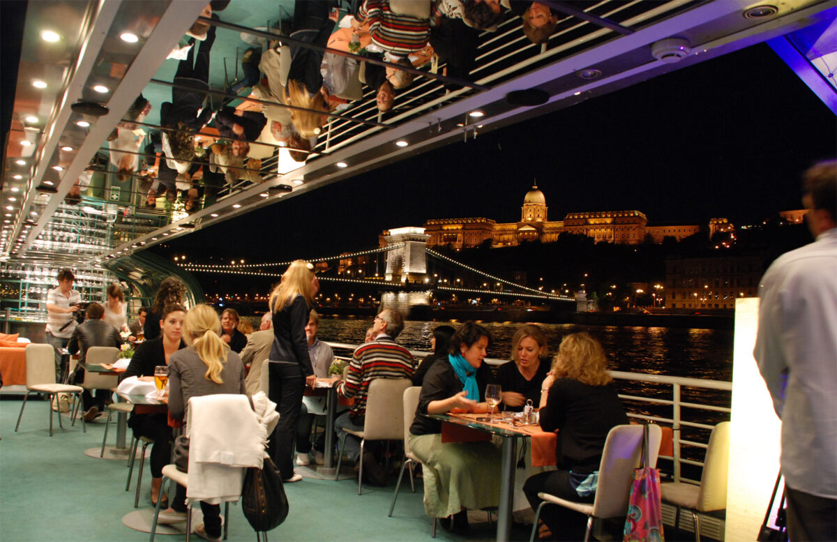 dinner cruise at the Danube